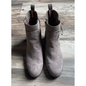 Tommy Hilfiger Tan Suede Boots Round Toe Block Heel Zip-Up Booties Size 9.5